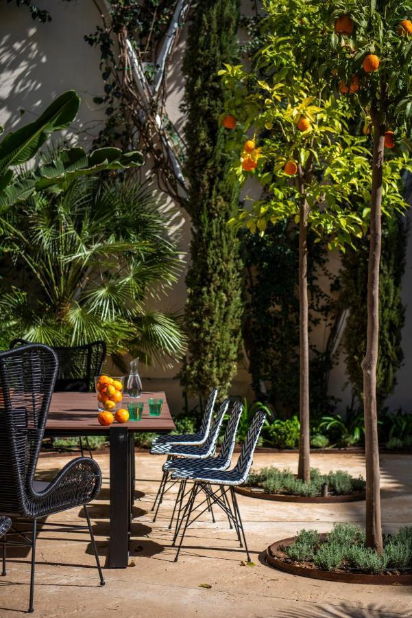 Pajaro Rebelde Bed and Breakfast Sevilla Eksteriør billede