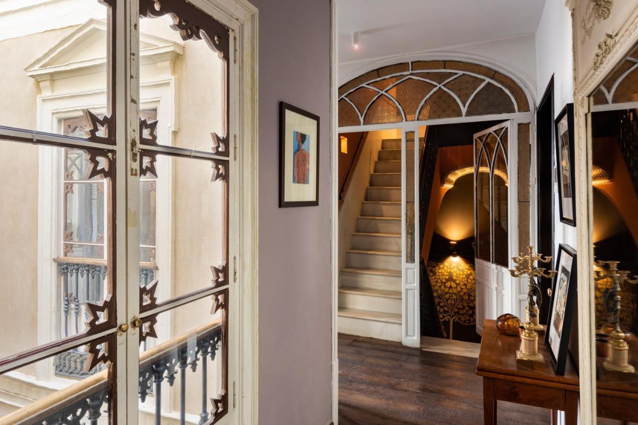 Pajaro Rebelde Bed and Breakfast Sevilla Eksteriør billede